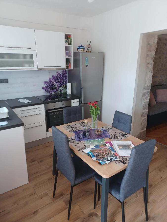 Apartment Karla Snb 로조박 외부 사진